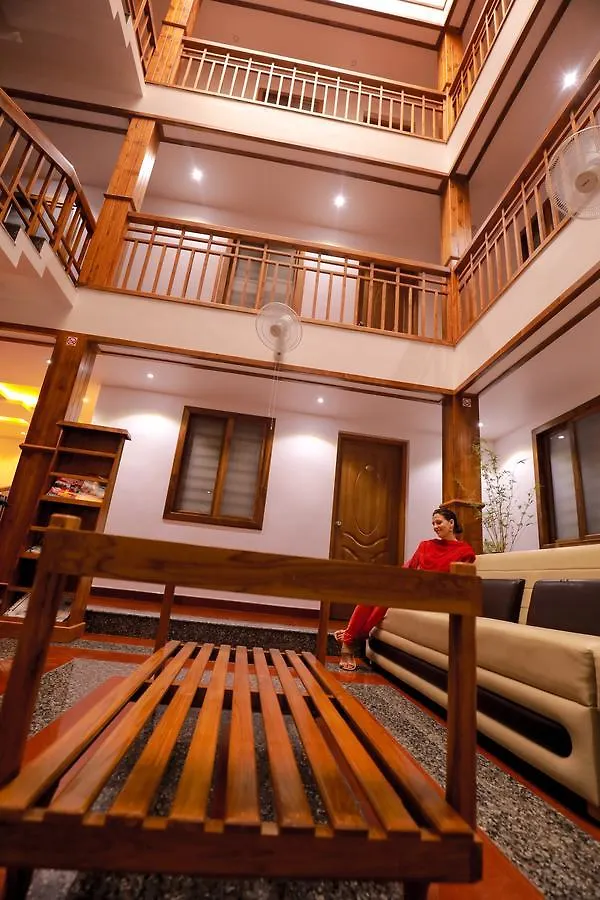 Roses Inn Fortkochi Kochi