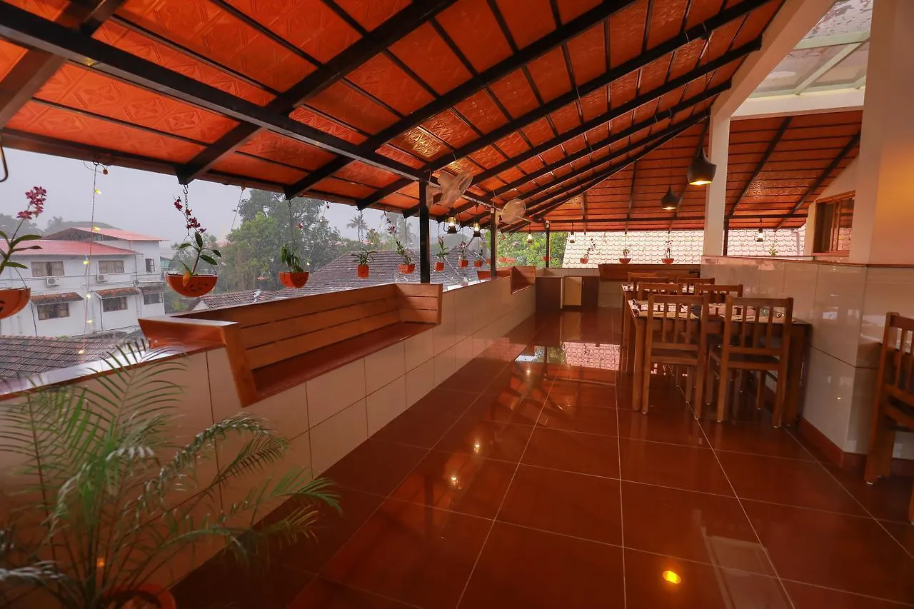 *** Hotel Roses Inn Fortkochi India